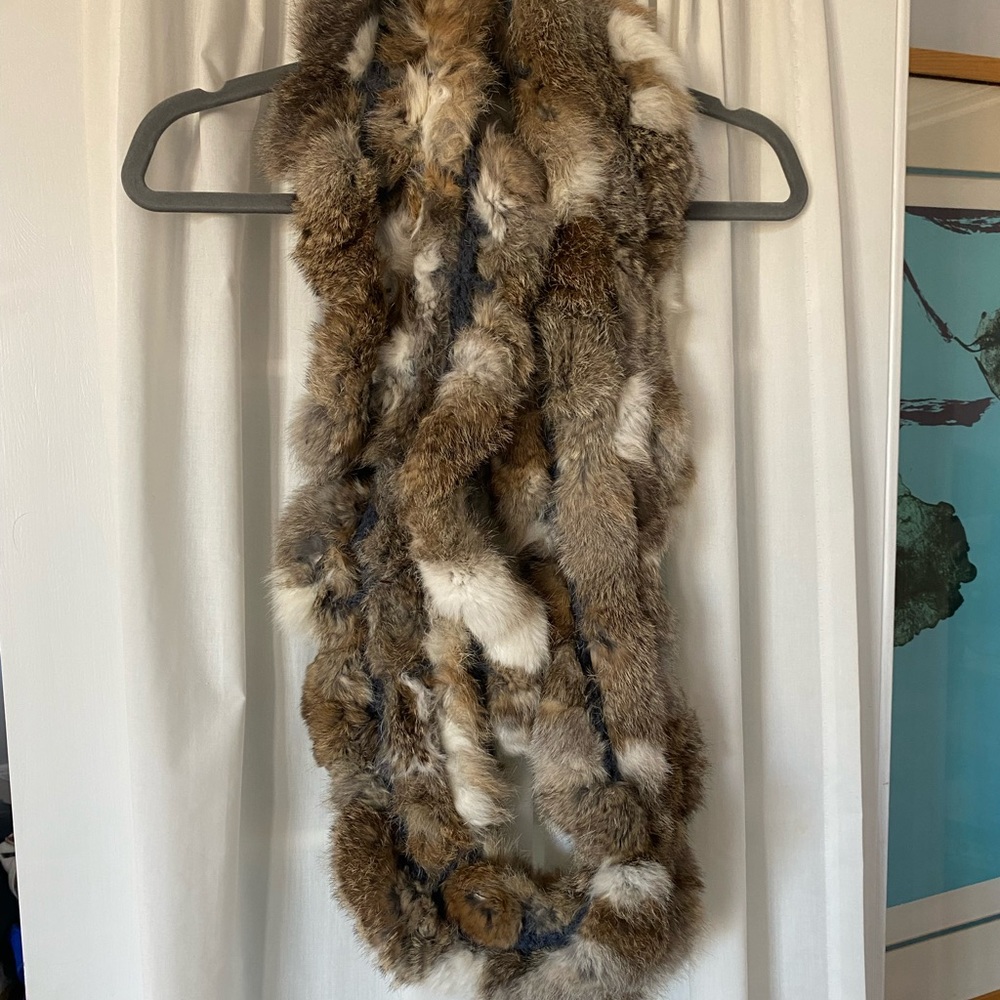 Fox infinity scarf. No tags but I’ve never worn it.